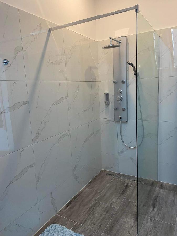 Villa Corner Tihany Bagian luar foto